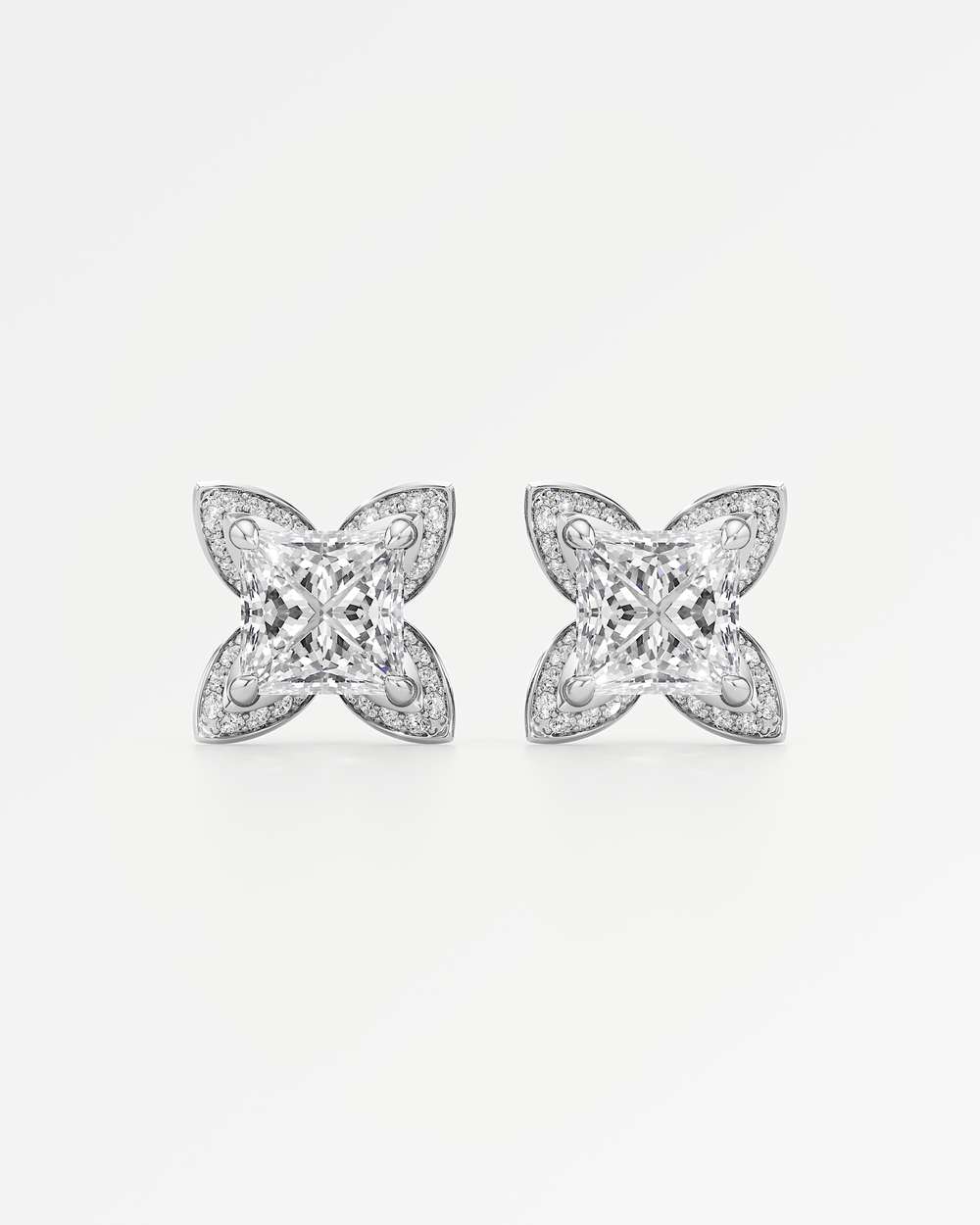 Etera Diamond Stud Earrings
