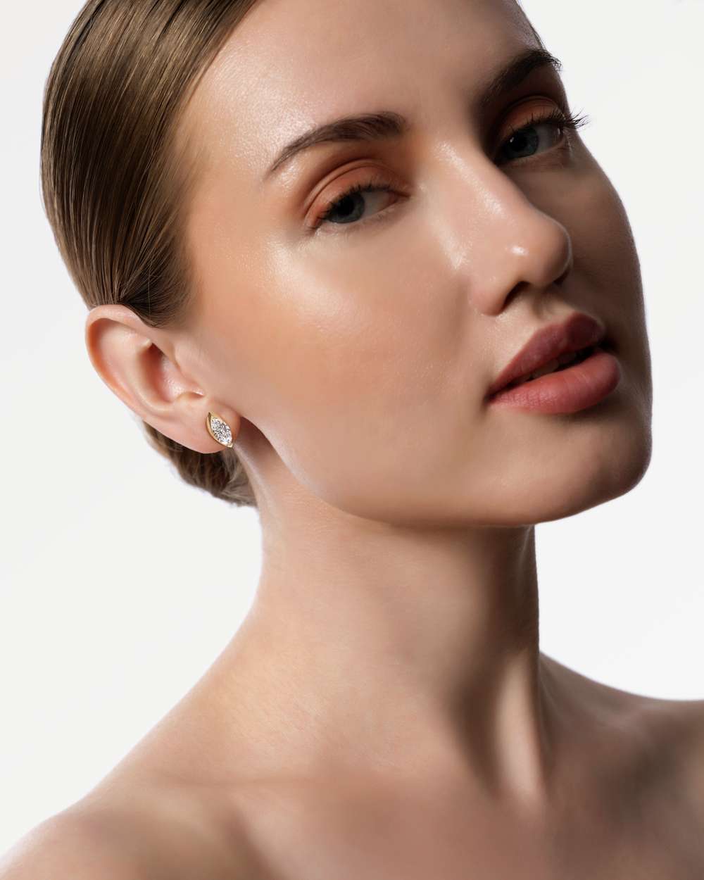 Apixa Diamond Stud Earrings