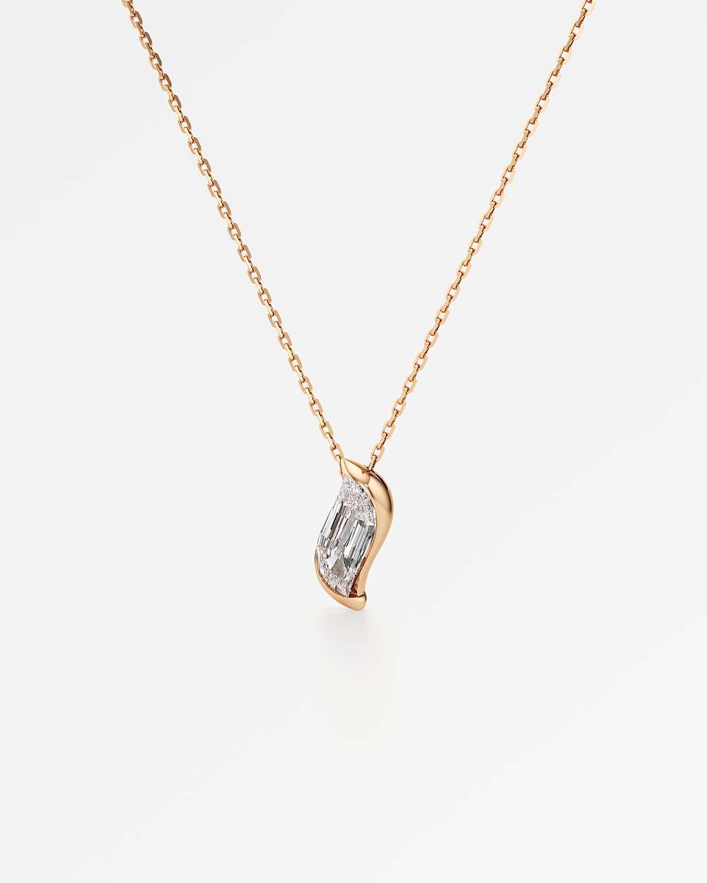 Faléa Diamond Pendant