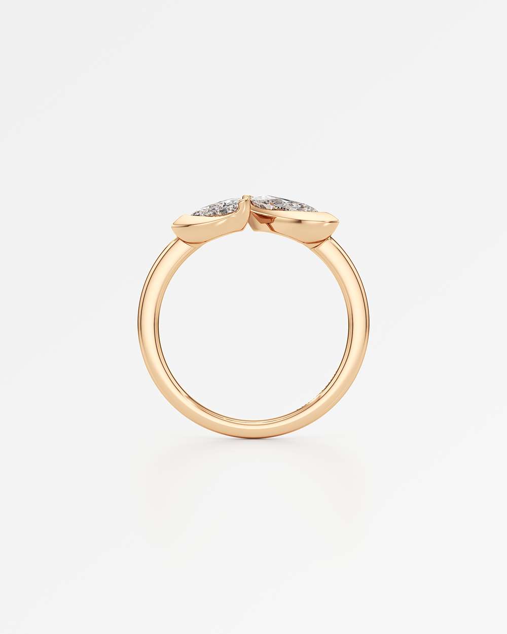Levé Diamond Ring