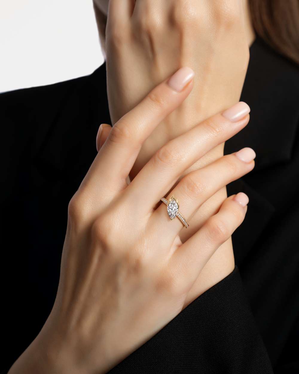 Apixa Pavé Diamond Ring